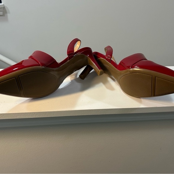 Easy Spirit Recruit Pump Red Slingback Heels-3" - Picture 3 of 5